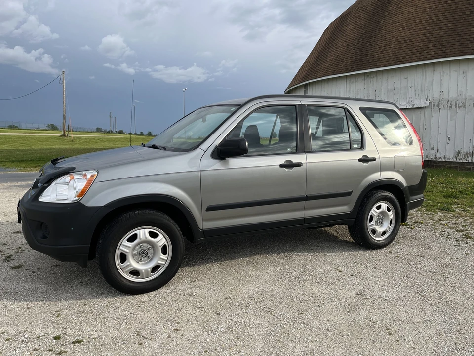 2005 Honda CR-V 2nd Gen - Image 20 of 31