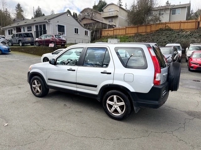 2005 Honda CR-V 2nd Gen - Image 4 of 18