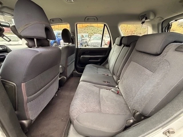 2005 Honda CR-V 2nd Gen - Image 15 of 18