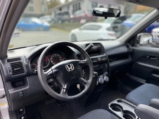 2005 Honda CR-V 2nd Gen - Image 13 of 18