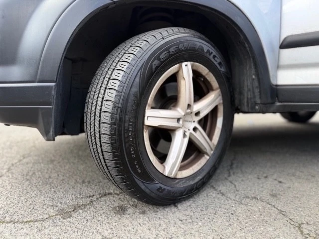 2005 Honda CR-V 2nd Gen - Image 12 of 18