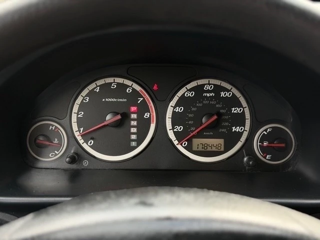 2005 Honda CR-V 2nd Gen - Image 16 of 18