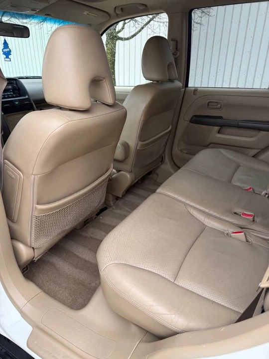 2005 Honda CR-V 2nd Gen - Image 11 of 20