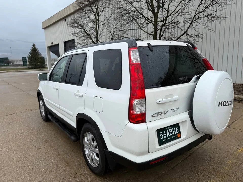 2005 Honda CR-V 2nd Gen - Image 8 of 20