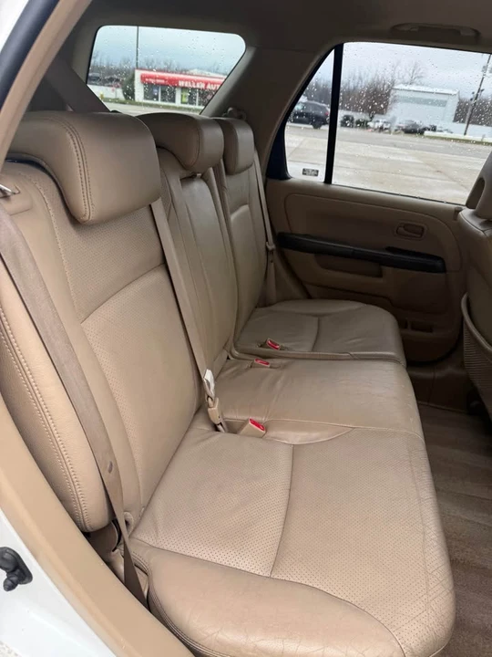 2005 Honda CR-V 2nd Gen - Image 16 of 20