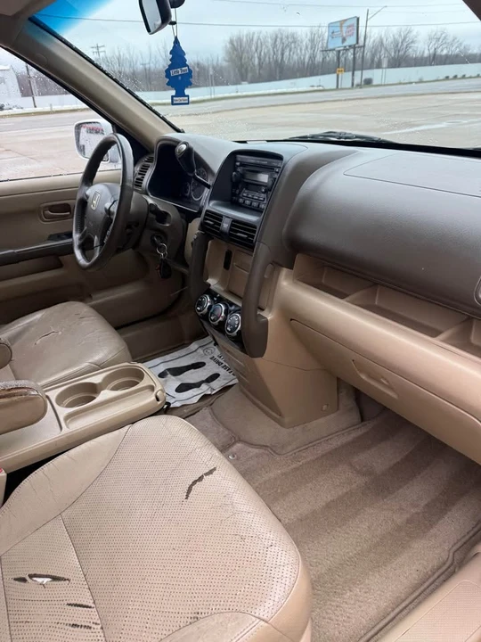 2005 Honda CR-V 2nd Gen - Image 19 of 20