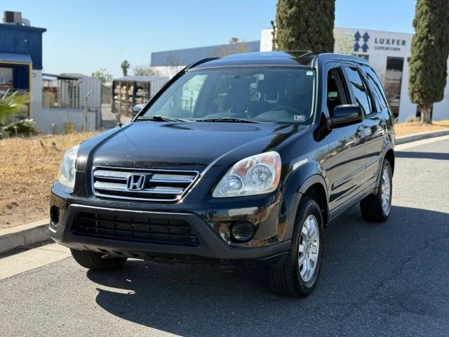 2005 Honda CR-V 2nd Gen - Image 2 of 21