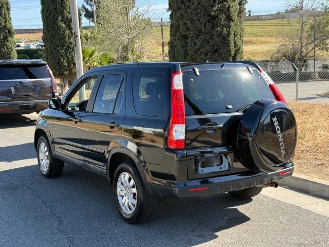 2005 Honda CR-V 2nd Gen - Image 8 of 21