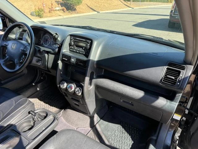 2005 Honda CR-V 2nd Gen - Image 15 of 21