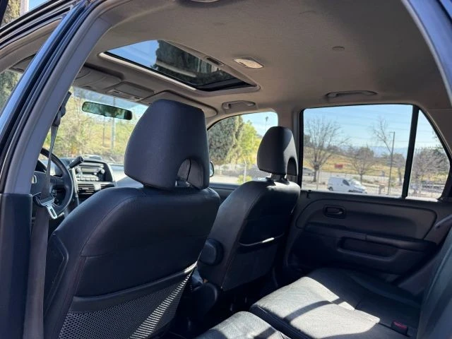 2005 Honda CR-V 2nd Gen - Image 21 of 21