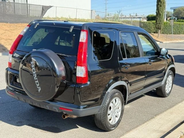2005 Honda CR-V 2nd Gen - Image 5 of 21