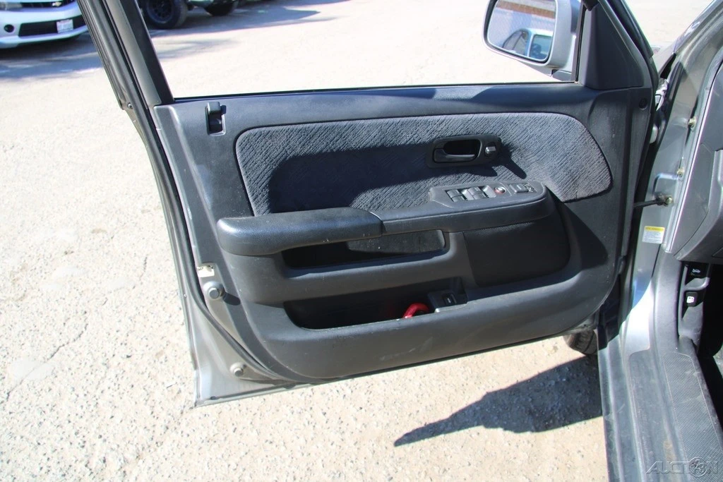 2005 Honda CR-V 2nd Gen - Image 16 of 21