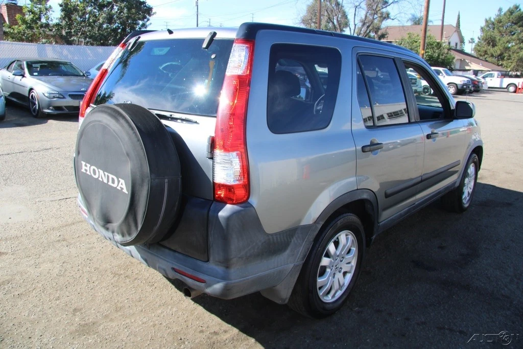 2005 Honda CR-V 2nd Gen - Image 9 of 21