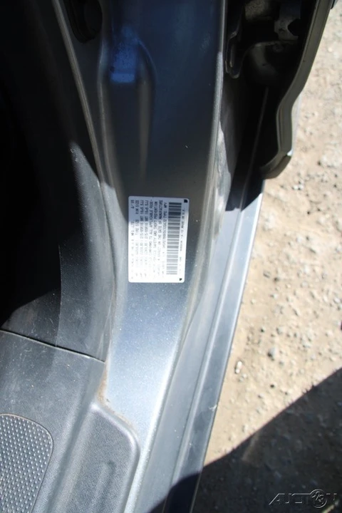 2005 Honda CR-V 2nd Gen - Image 14 of 21