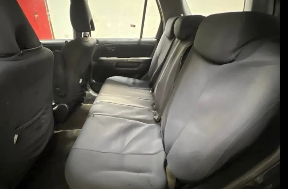 2005 Honda CR-V 2nd Gen - Image 7 of 9