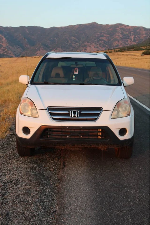 2005 Honda CR-V 2nd Gen - Image 5 of 8