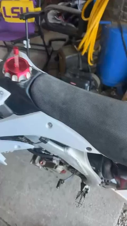 2005 Honda CRF - Image 2 of 2