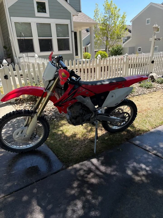 2005 Honda CRF - Image 2 of 7