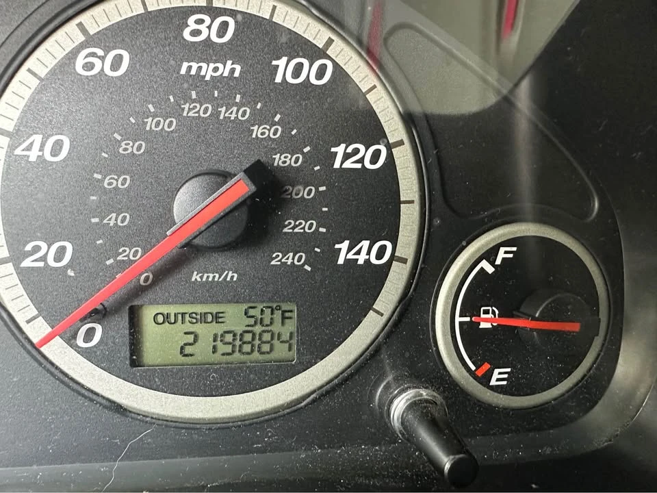 2005 Honda CR-V 2nd Gen - Image 8 of 10