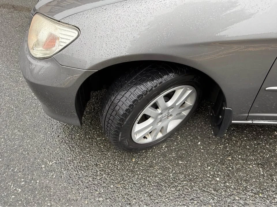 2005 Honda Civic 7th Gen - Image 4 of 17