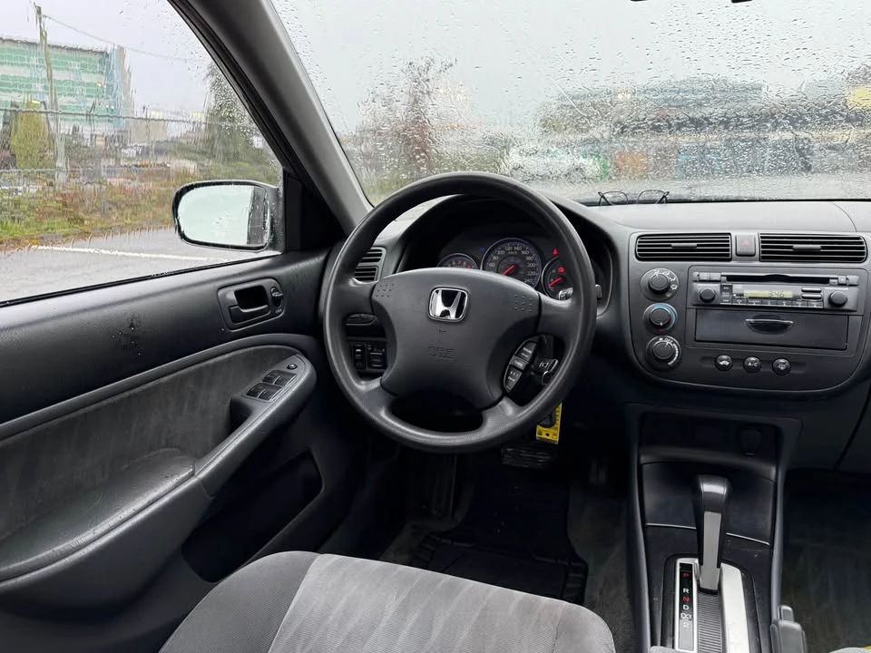 2005 Honda Civic 7th Gen - Image 14 of 17