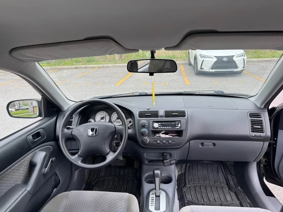2005 Honda Civic 7th Gen - Image 10 of 15
