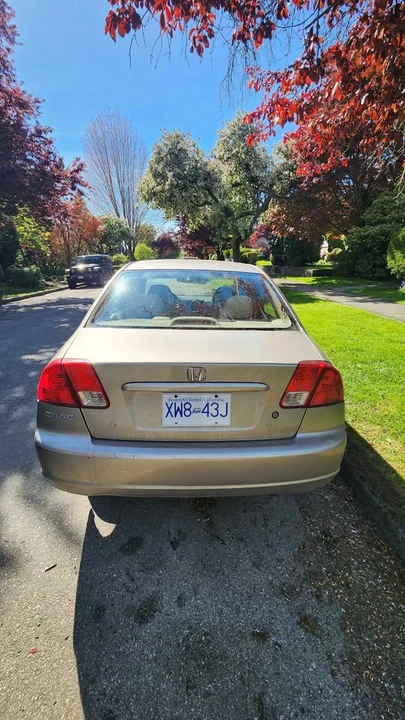 2005 Honda Civic 7th Gen - Image 4 of 6