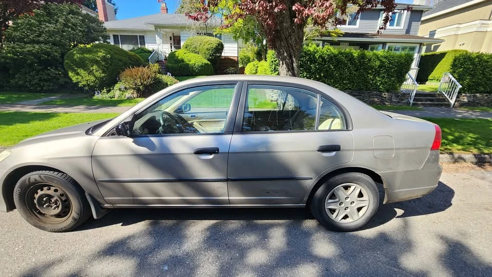 2005 Honda Civic 7th Gen - Image 3 of 6
