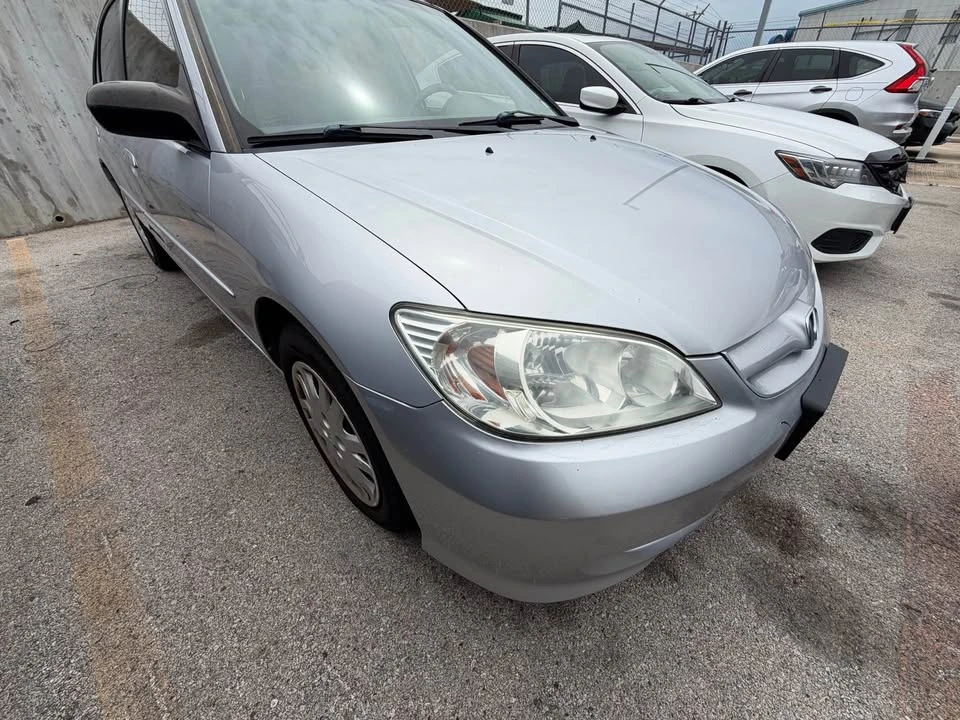 2005 Honda Civic 7th Gen - Image 2 of 11