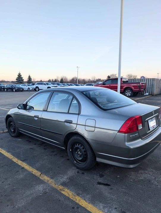 2005 Honda Civic 7th Gen - Image 4 of 18