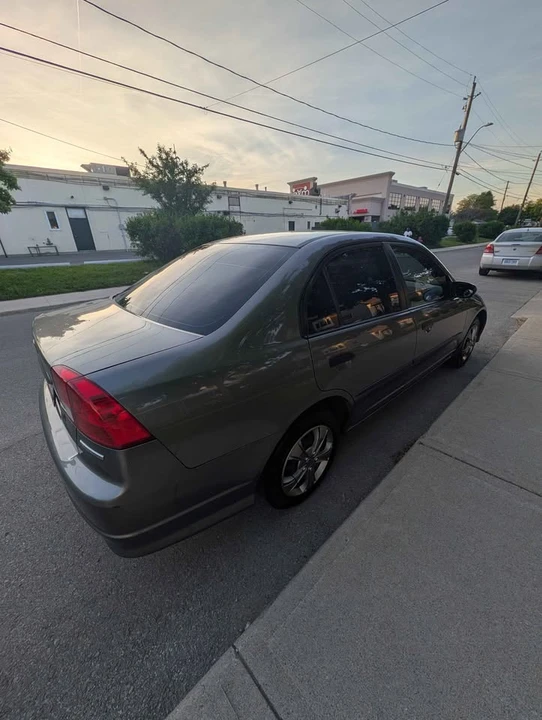2005 Honda Civic 7th Gen - Image 17 of 18