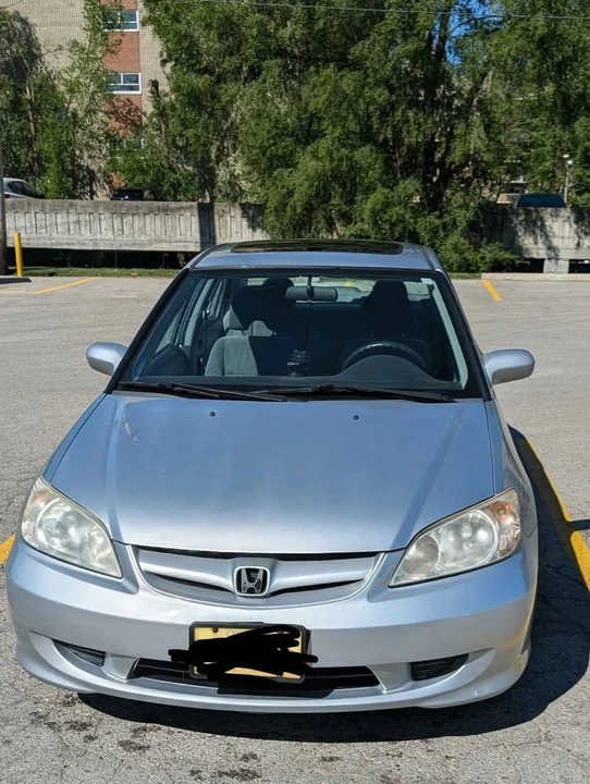 2005 Honda Civic 7th Gen - Image 2 of 7