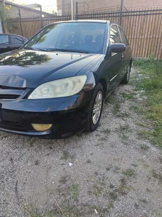 2005 Honda Civic 7th Gen - Image 3 of 8