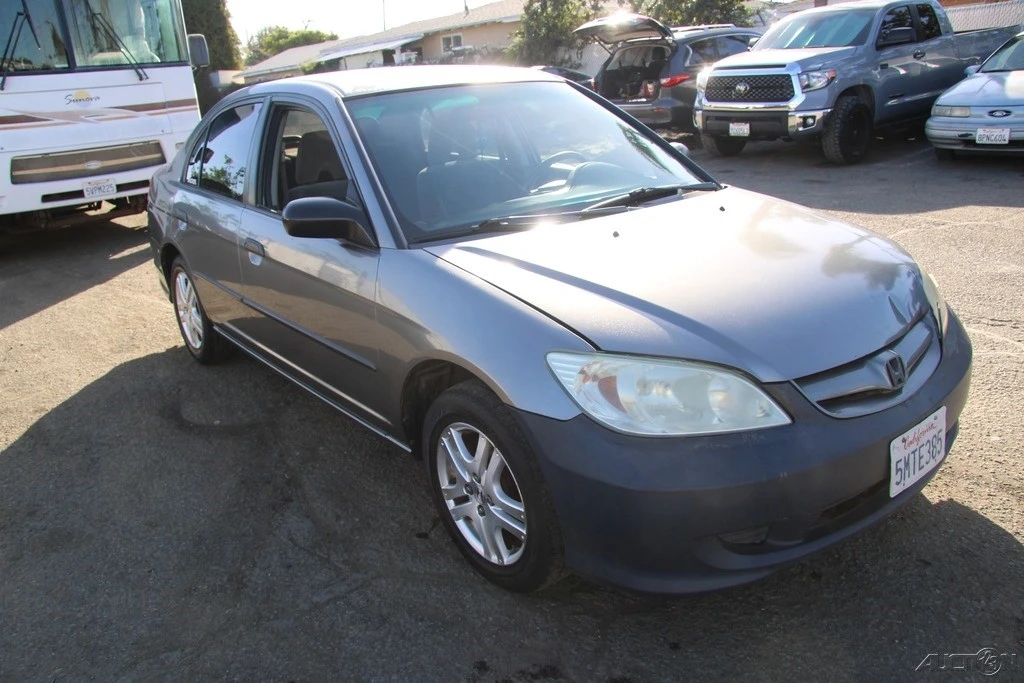 2005 Honda Civic 7th Gen - Image 8 of 21