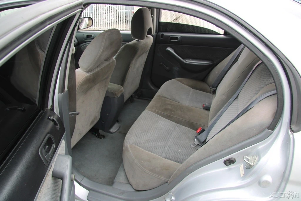 2005 Honda Civic 7th Gen - Image 19 of 21