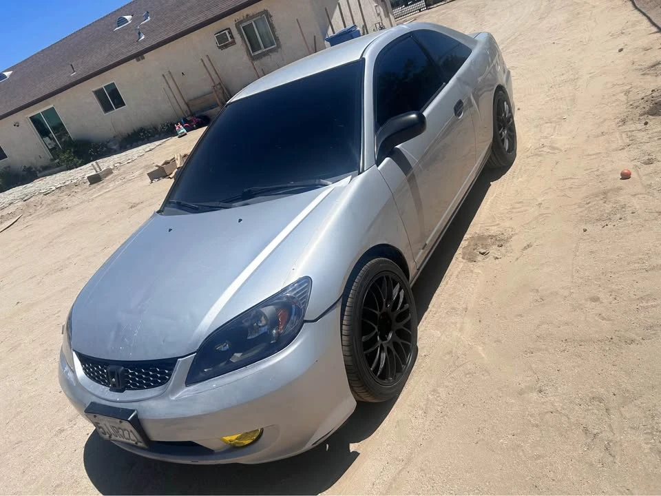 2005 Honda Civic 7th Gen - Image 4 of 7