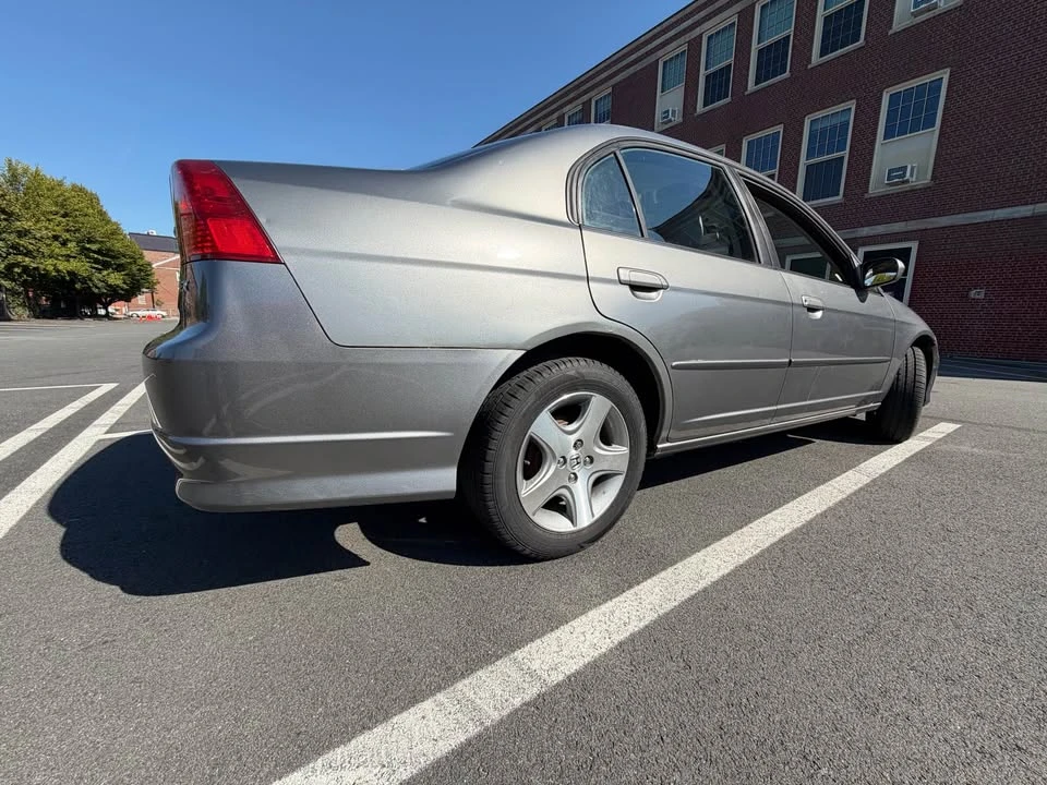 2005 Honda Civic 7th Gen - Image 11 of 13