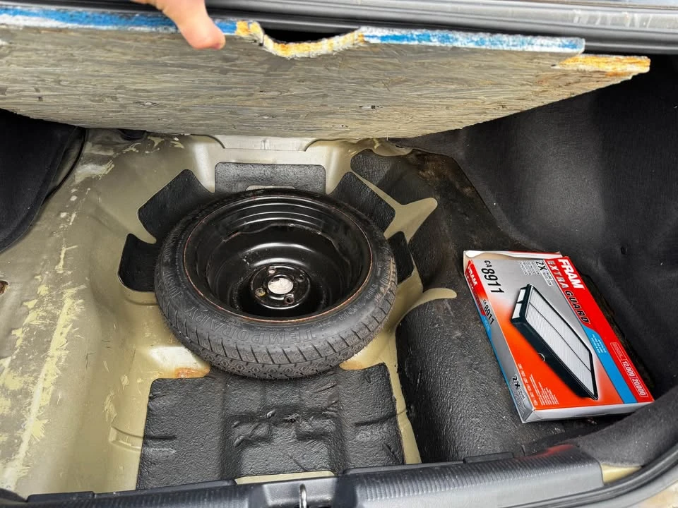 2005 Honda Civic 7th Gen - Image 11 of 15