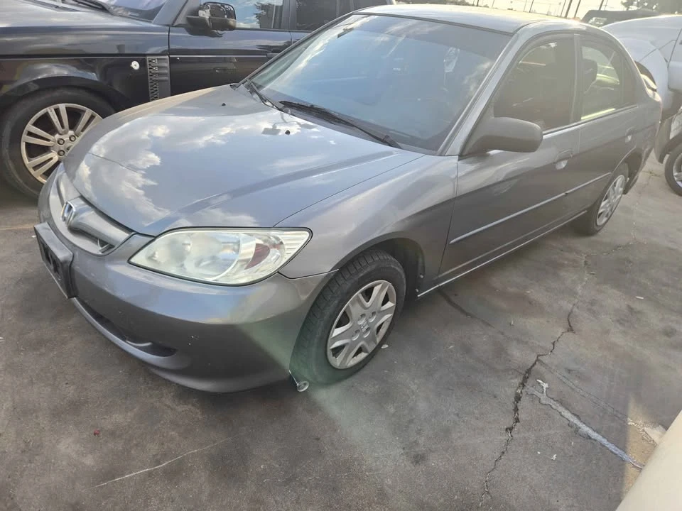 2005 Honda Civic 7th Gen - Image 2 of 7