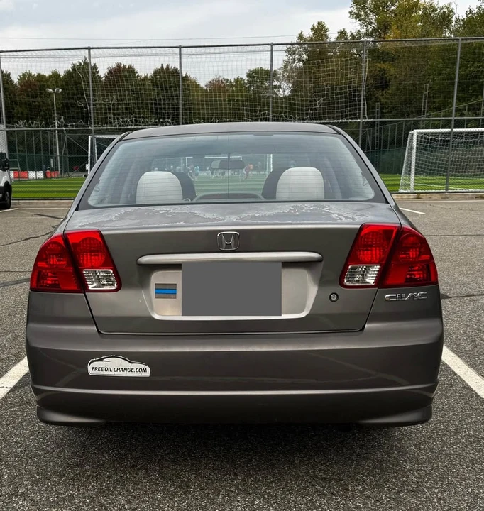 2005 Honda Civic 7th Gen - Image 4 of 15