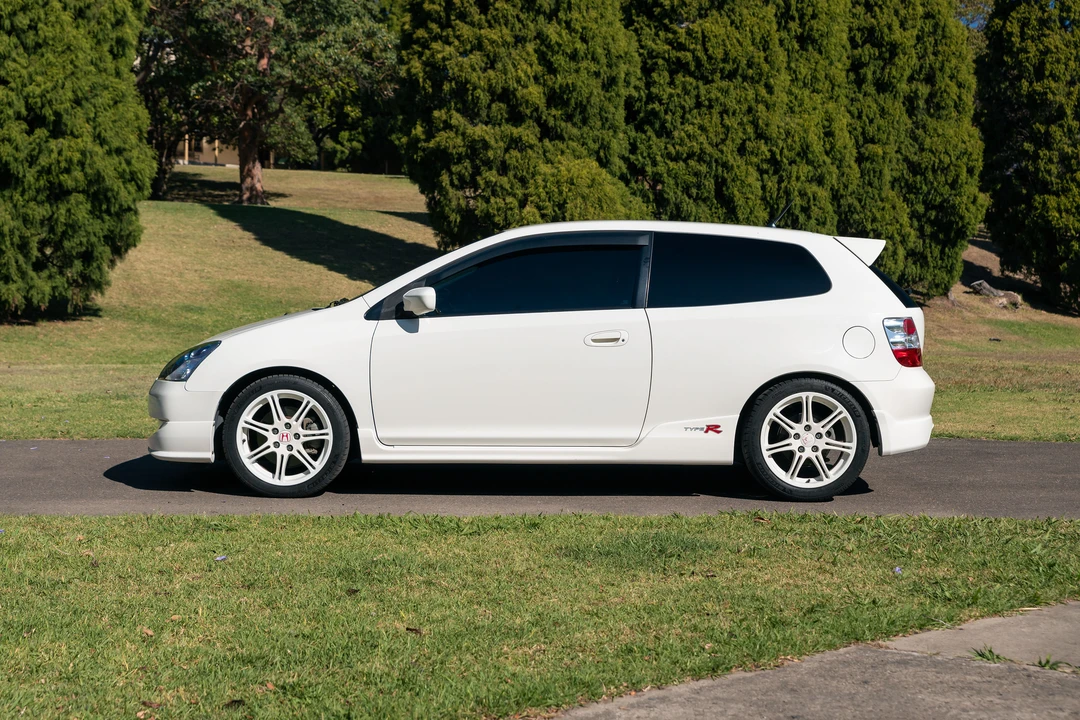 2005 Honda EP3 Civic Type R - Image 5 of 31
