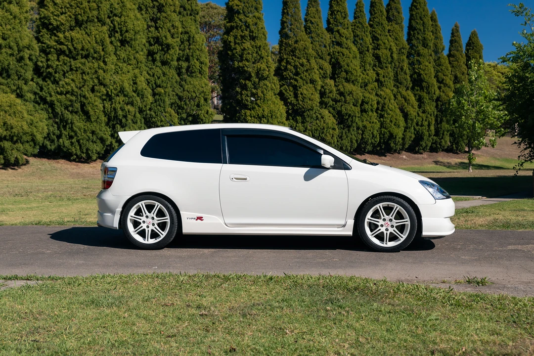 2005 Honda EP3 Civic Type R - Image 8 of 31