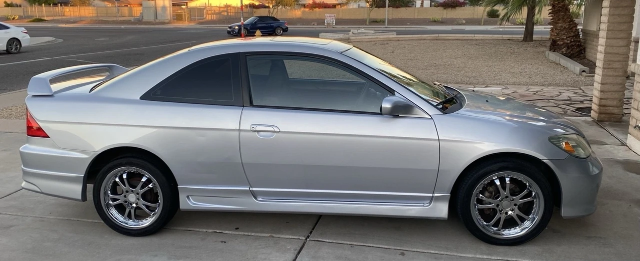 2005 Honda Civic 7th Gen - Image 4 of 13