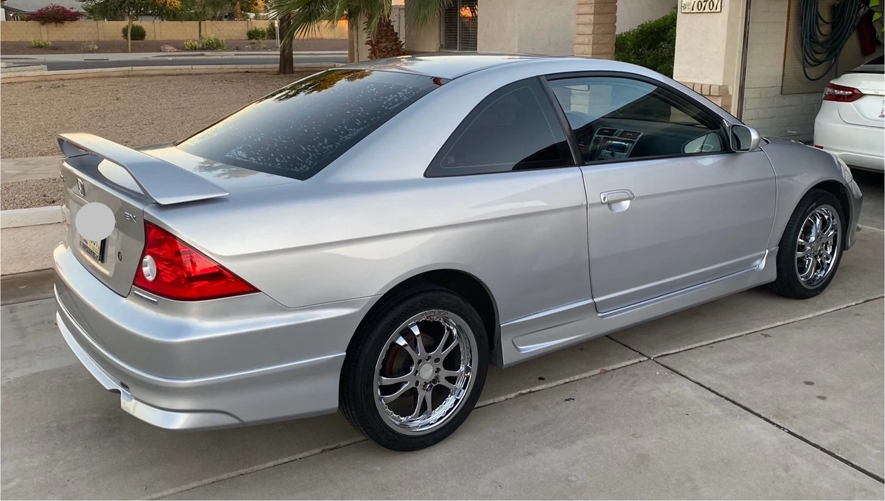 2005 Honda Civic 7th Gen - Image 7 of 13
