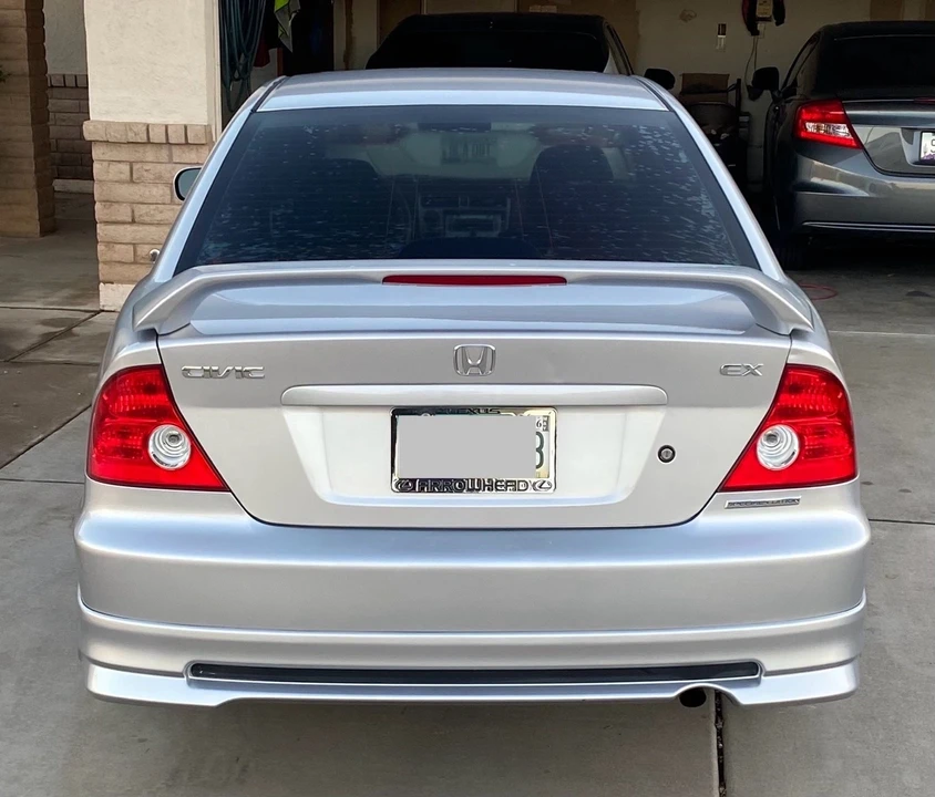 2005 Honda Civic 7th Gen - Image 2 of 13
