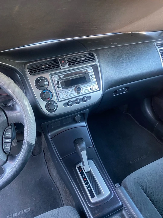 2005 Honda Civic 7th Gen - Image 11 of 13