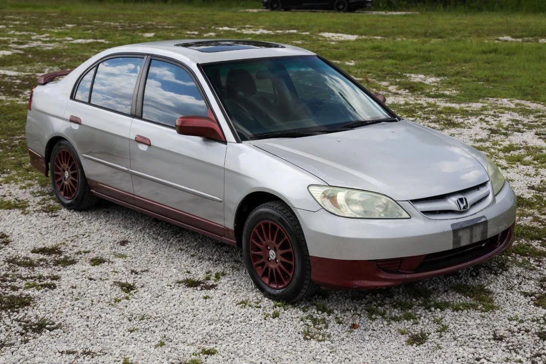 2005 Honda Civic 7th Gen - Image 15 of 31