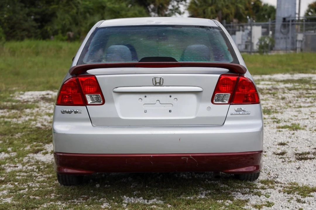 2005 Honda Civic 7th Gen - Image 7 of 31