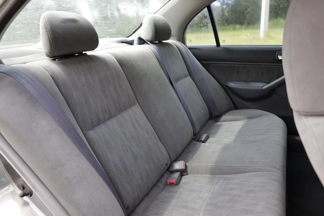 2005 Honda Civic 7th Gen - Image 14 of 31