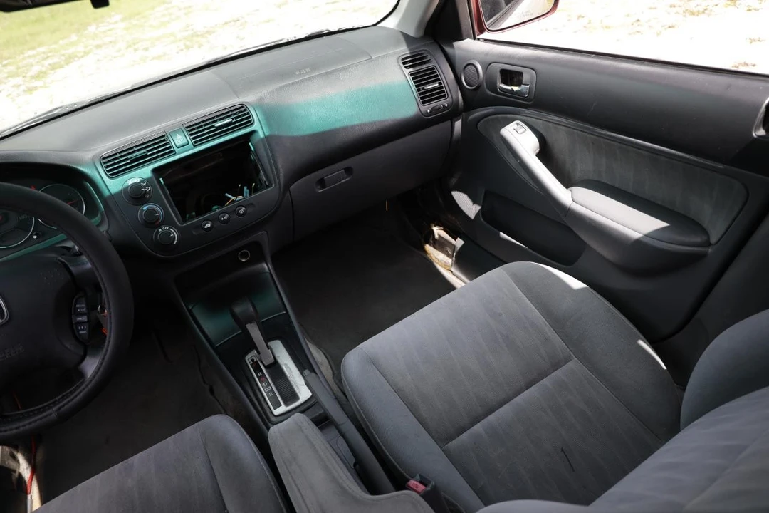 2005 Honda Civic 7th Gen - Image 21 of 31